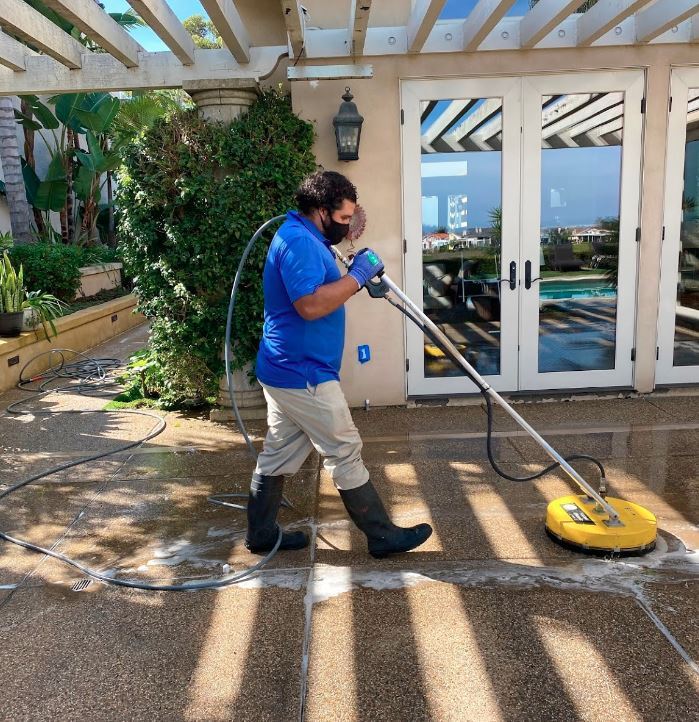 Three Reasons to Have Your Homes Exterior Professionally Cleaned